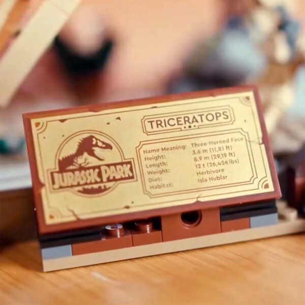 レゴ ジュラシック・アーク 77985 恐竜の化石 トリケラトプス 1