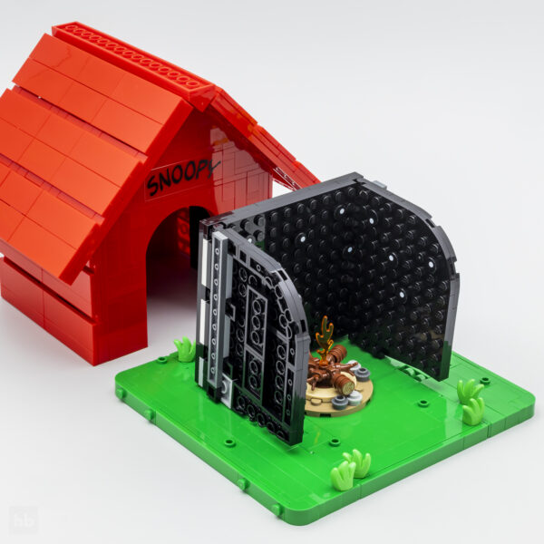 21368 lego ideas peanuts snoopy doghouse review 6