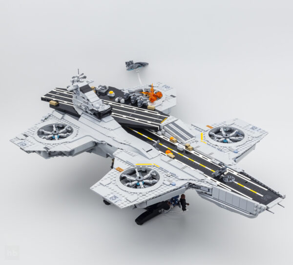 Recensione del set Lego Marvel Shield Helicarrier 76354 (2 pezzi)