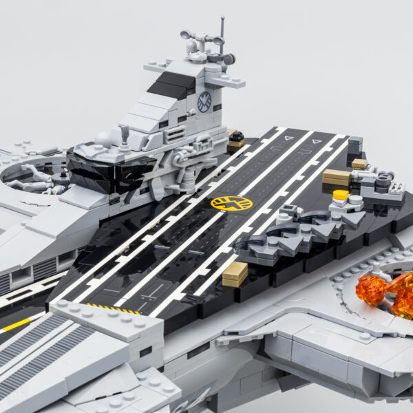 Recensione del set Lego Marvel Shield Helicarrier 76354 (9 pezzi)