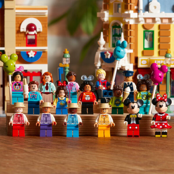 Lego Disney 43302 Main Street USA 2026 008