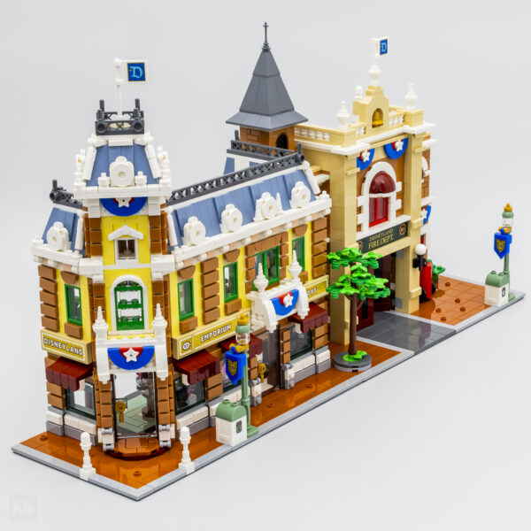 Recensione del set Lego Disney 43302 Main Street USA (12 episodi)