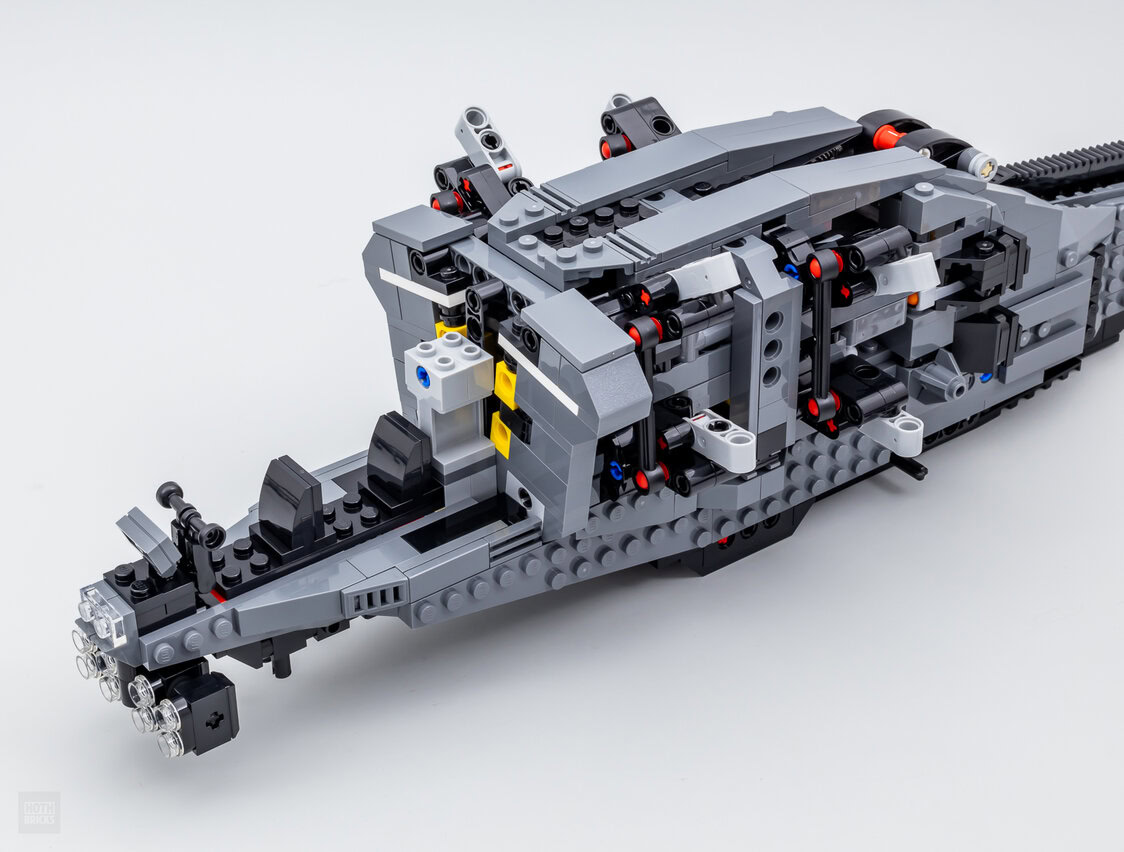 10327-lego-icons-dune-qtreides-royal-orn